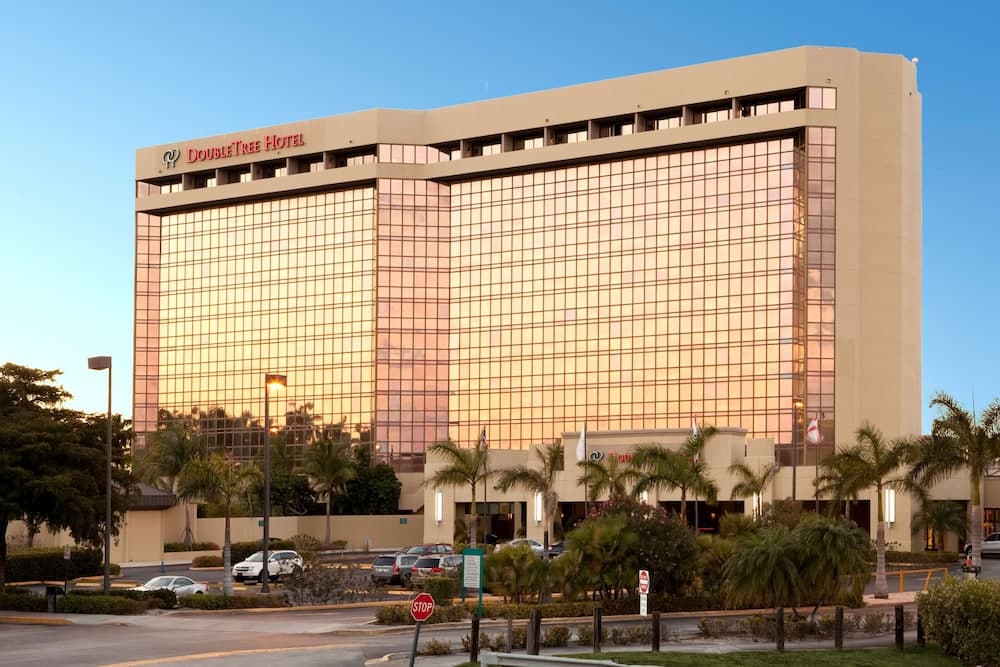 DoubleTree by Hilton Hotel Miami Airport & Convention Center 1