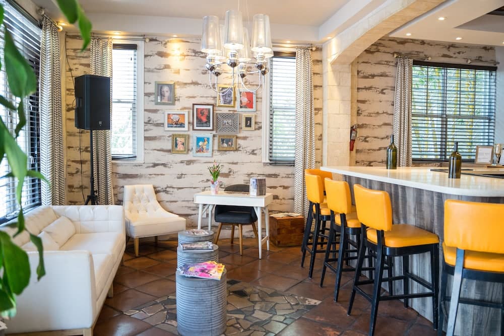 Hotel Shelley 1