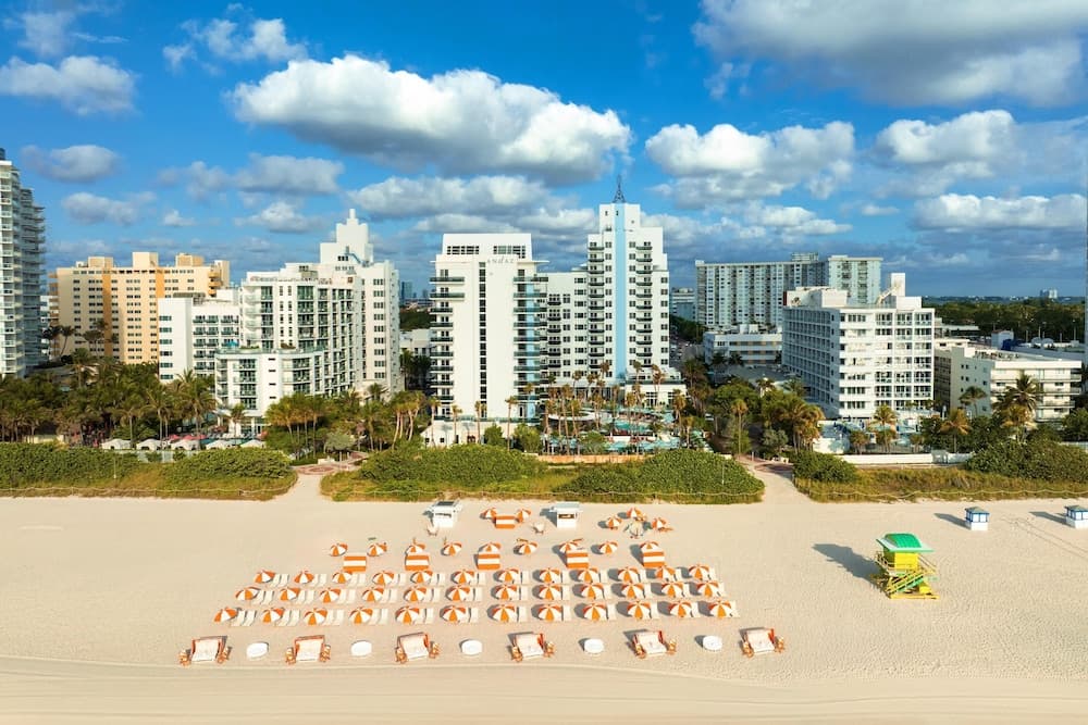 ANDAZ MIAMI BEACH, BY HYATT