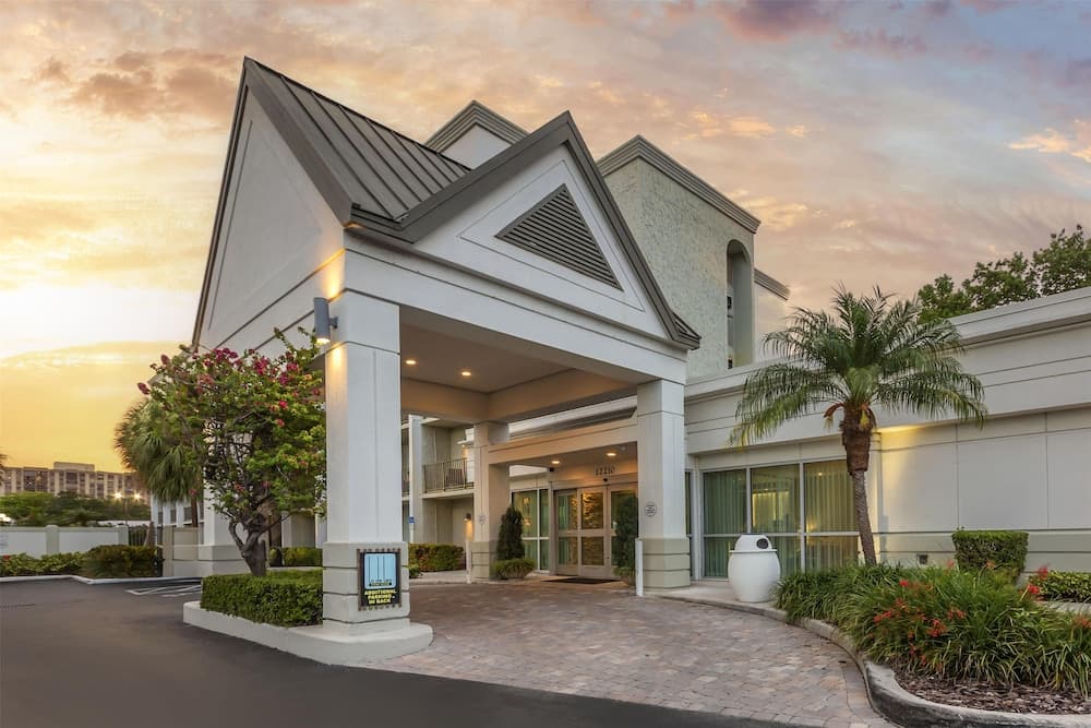 Best Western Plus North Miami/Bal Harbour 1