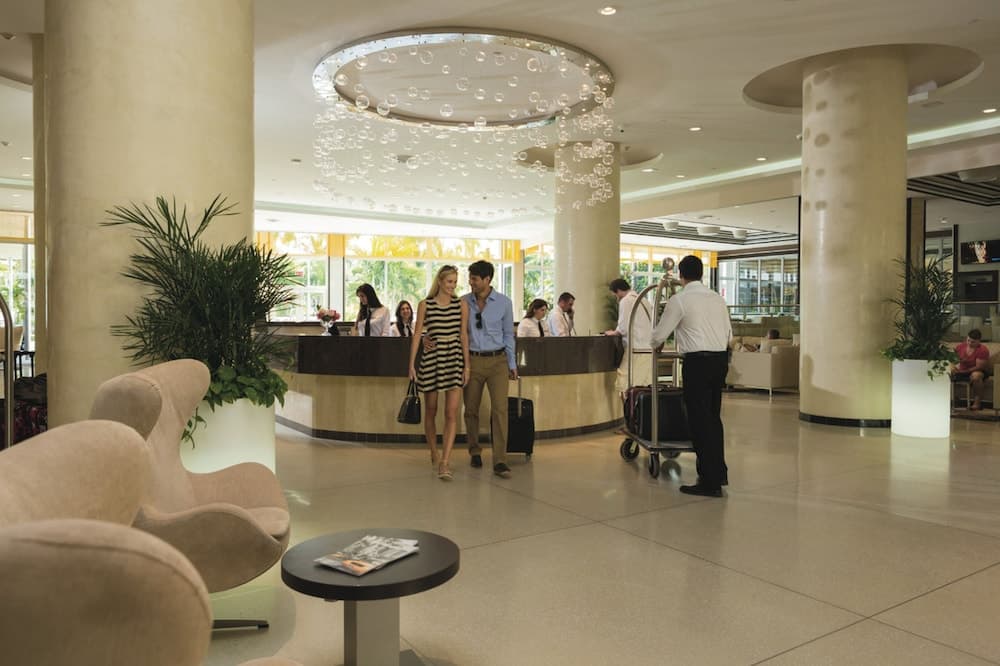 Hotel Riu Plaza Miami Beach 2