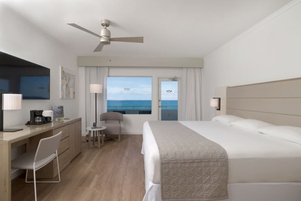 Hotel Riu Plaza Miami Beach 4