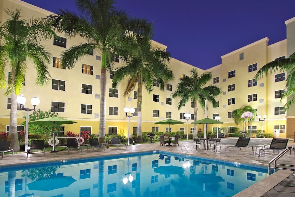 Homewood Suites by Hilton Miami Airport West 1