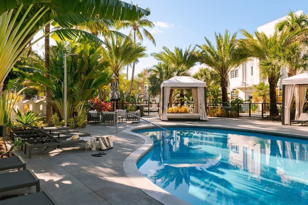 Kenmore Village Hotel, South Beach 1