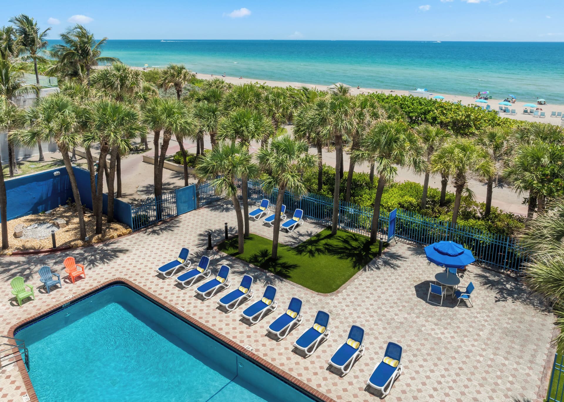 Crystal Beach Suites Miami Oceanfront Hotel 1