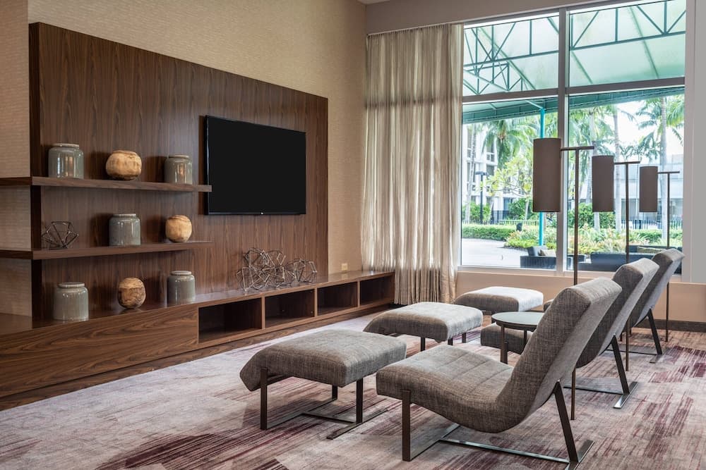 Courtyard by Marriott Miami Airport 4