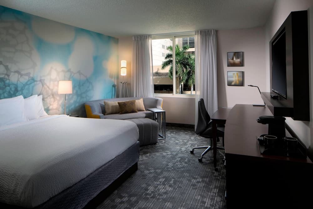 Courtyard by Marriott Miami Dadeland 2
