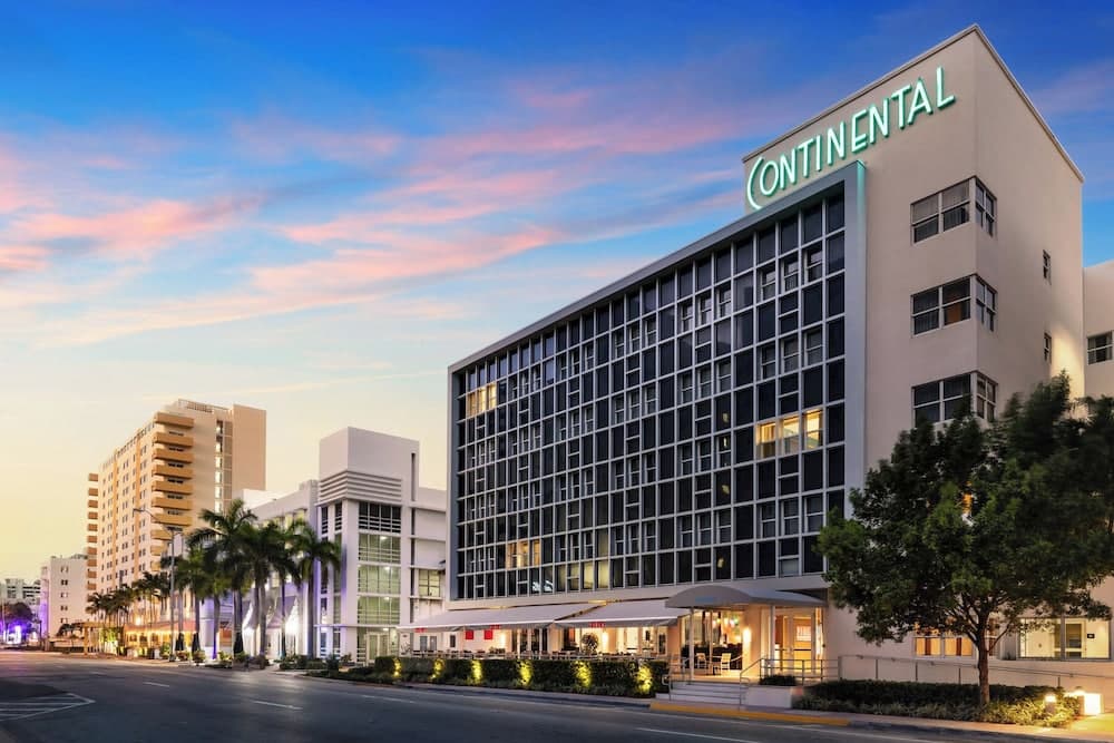 Hotel Continental Miami Beach, Tapestry Collection by Hilton 1